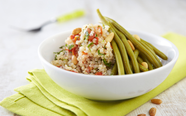 Salade de haricots verts et quinoa aux tomates confites et coriandre