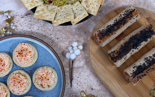Mini bûches roulées au saumon fumé