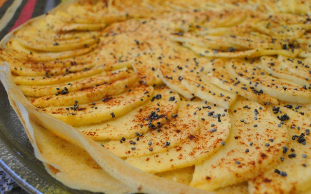 Pommes sur feuilles de brick