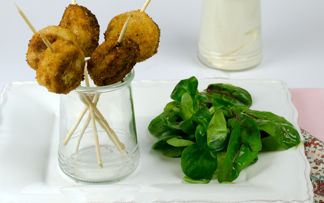 Pop cakes de boudin de Réthel, chantilly de moutarde de Reims