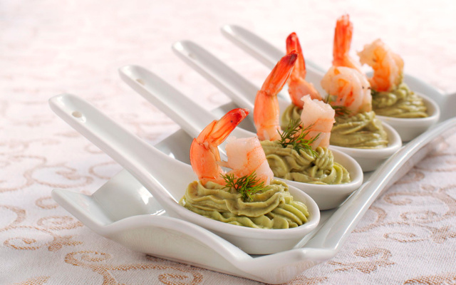 Cuillères apéritives avocat crevette