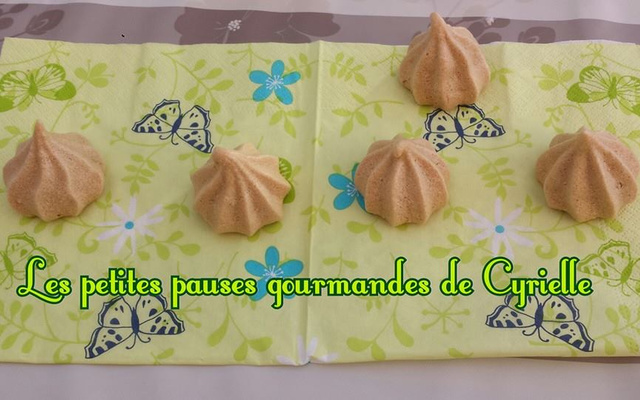 Meringues saveur café