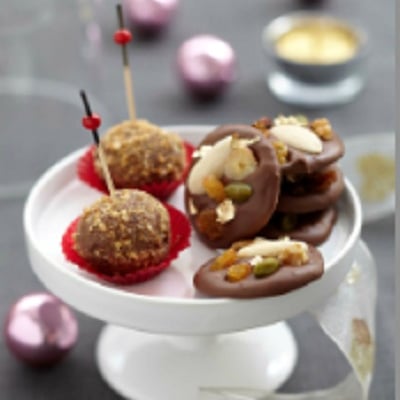 Sucettes chocolat noir praliné