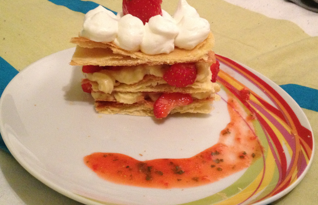 Millefeuille rhubarbes gingembre et fraises label rouge