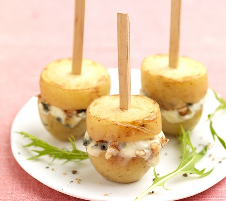 Princesse Amandine en sucette aux noix et au roquefort