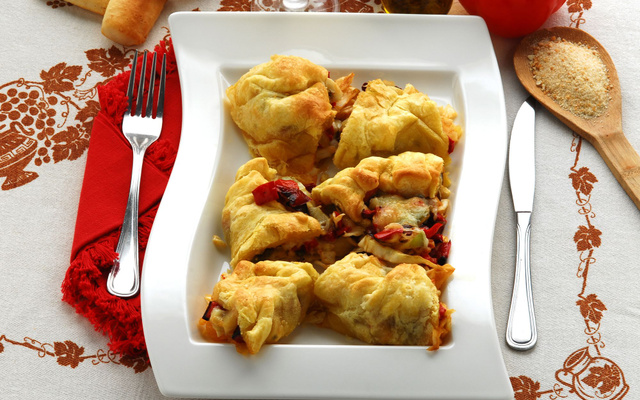 Coca, tourte aux poivrons