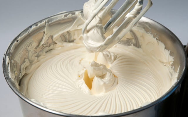 Crème au beurre de noisettes