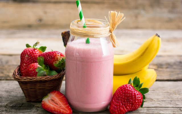 Smoothie banane-fraise-vanille