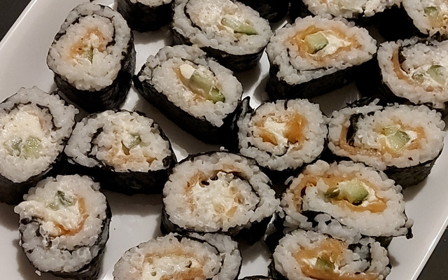 Makis saumon et avocat
