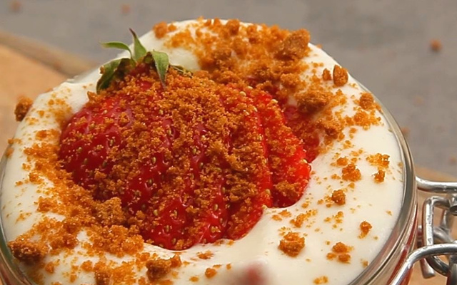 Tiramisu express fraises & spéculoos