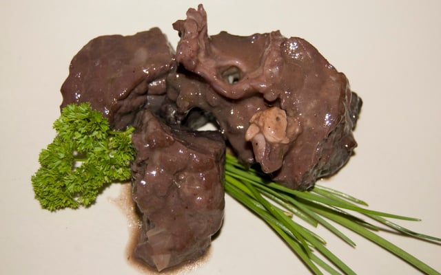 Poumon de bœuf au vin rouge