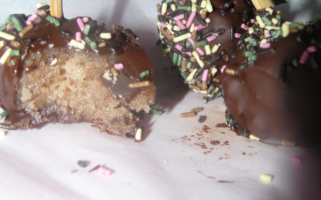 Cake pops de quatre-quarts au Nutella