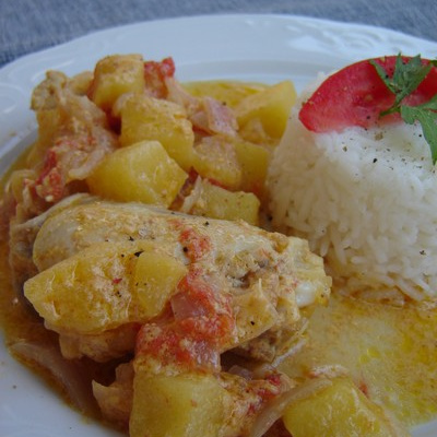 Fricassée de poulet au lait de coco