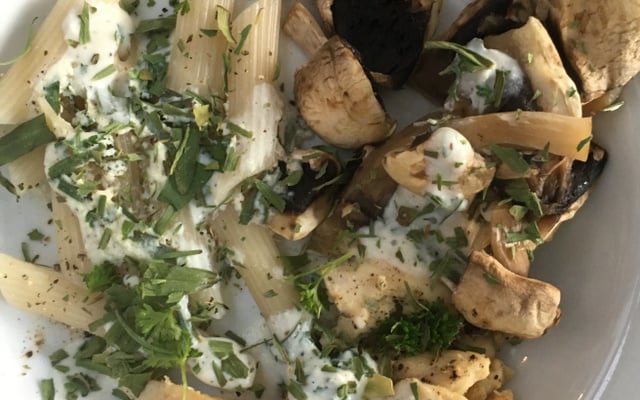 Pâtes poulet-champignons sauce estragon