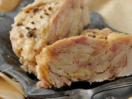 Sticks de poulet au pesto, jambon et Mozzarella