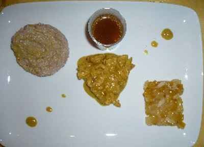 L'été sera chaud ... sauté de dinde au curry et aux agrumes , rissotto crémeux à la crème de coco et aux piment d'espelette, fraîcheur exotique de litchi mangue ananas et kaki sauce miel ananas