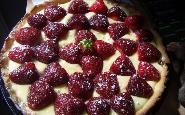 L'excellente Bakerwell tarte (amande et confiture de framboise)