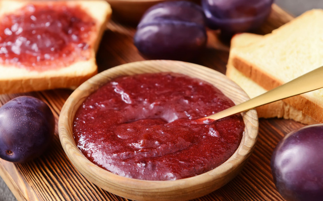 Confiture de prunelles