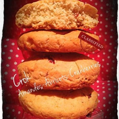 Biscuits Cranberries-Abricots et Fèves Tonka