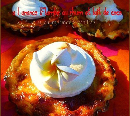 Tartelettes à l'ananas flambées au rhum et lait de coco