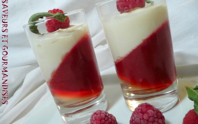 Mousse blanche aux gelées de framboises et verveine/menthe