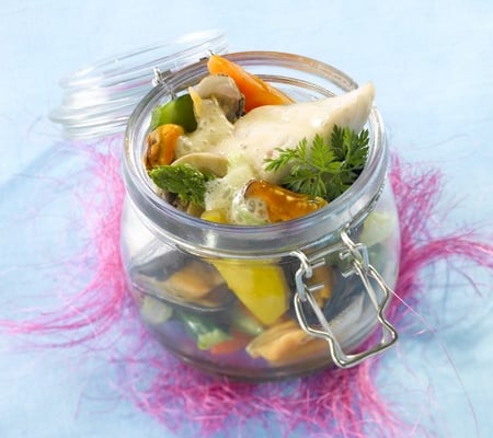 Conserve de bar aux petits légumes