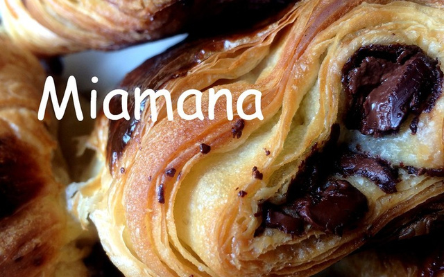 Croissants et petits pains au chocolat