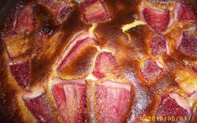 cCafoutis au chocolat blanc et fraises