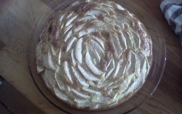 Clafoutis à la compote de pomme