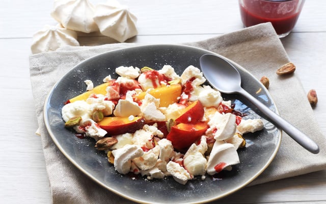 Eton mess à la pêche