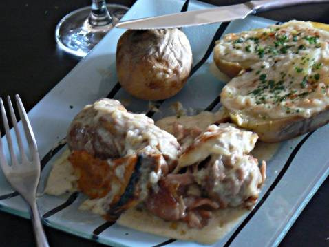 Andouillettes de Troyes gratinées au Chaource