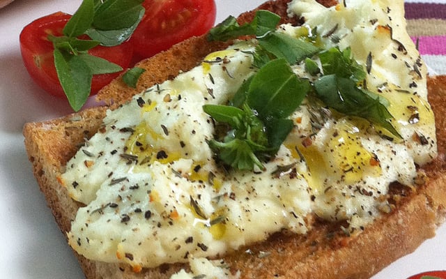 Chèvre chaud au miel