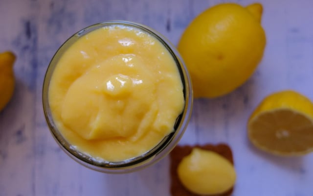 Lemon curd (crème au citron)
