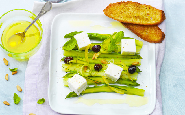 Asperges vertes au Carré Frais 0 %