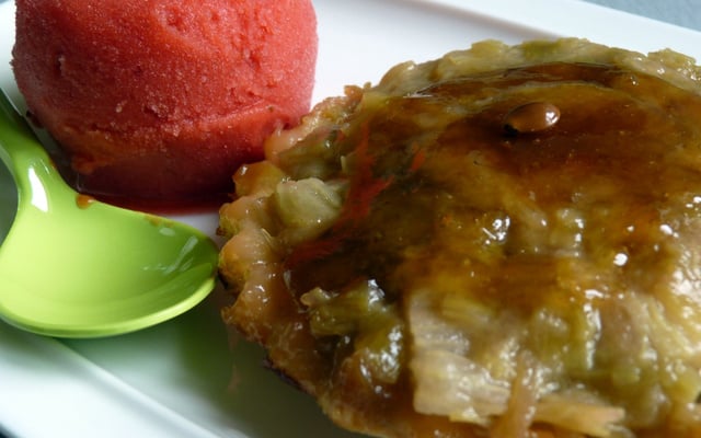 Tatin rhubarbe anisée sorbet gariguette
