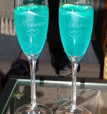 Soupe de champagne au curaçao