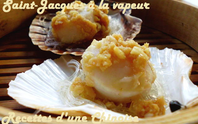 Saint-Jacques à la vapeur à l'ail et aux vermicelles