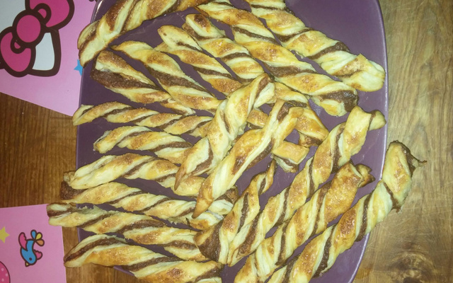 Torsades feuilletées au jambon et parmesan