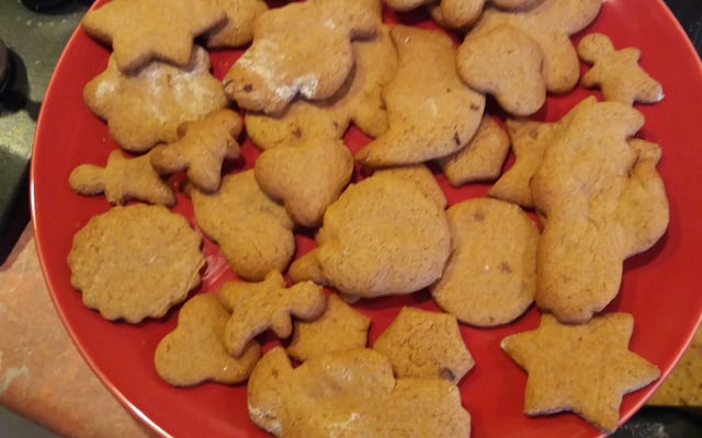 Petits sablés au miel et à la cannelle 