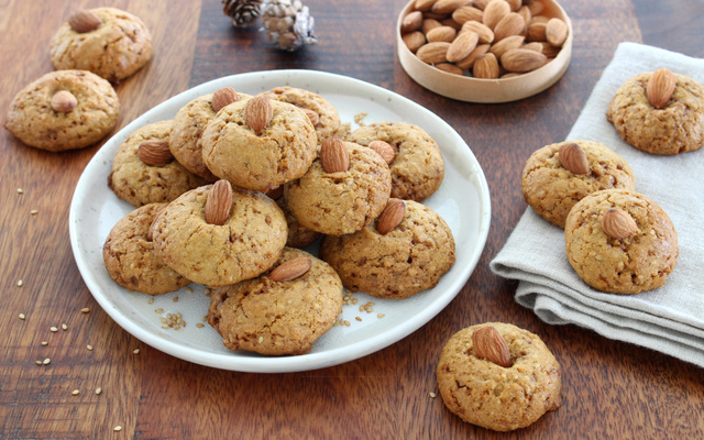Biscuits au sésame et amande