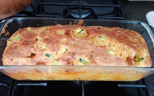 Cake chorizo et courgettes