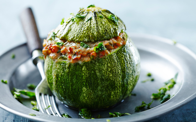 Courgettes farcies à la tomate et à la ricotta