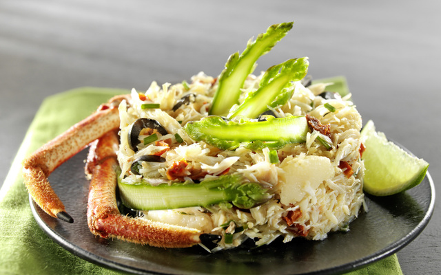 Araignée de mer en salade et tagliatelles d'asperges