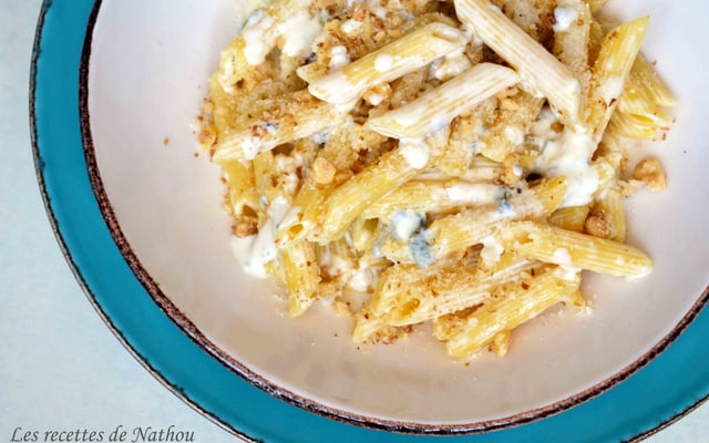 Pennes sauce crémeuse au gorgonzola et aux noix