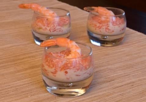 Verrines de crevettes au pamplemousse et à la pomme