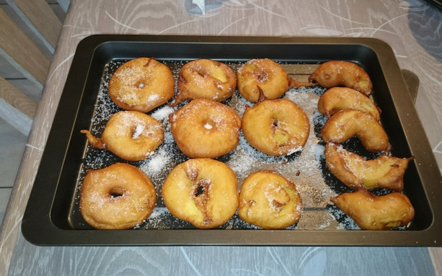 Beignets aux pommes