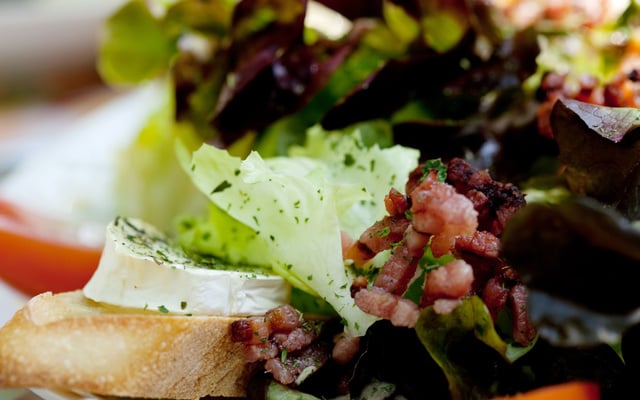 Salade de chèvre chaud rapide