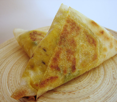 Samoussas de pomme de terre aux deux coriandres