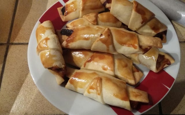 Croissants apéritifs façon pizza