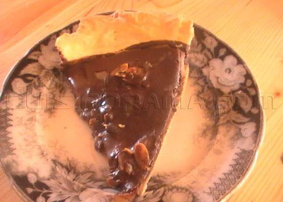 Tarte aux poires chocolat et amandes caramélisées